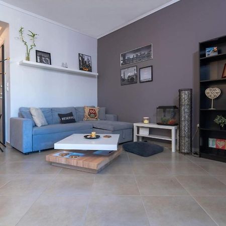 Beautiful & Modern Apartment In Tesalonika Bagian luar foto